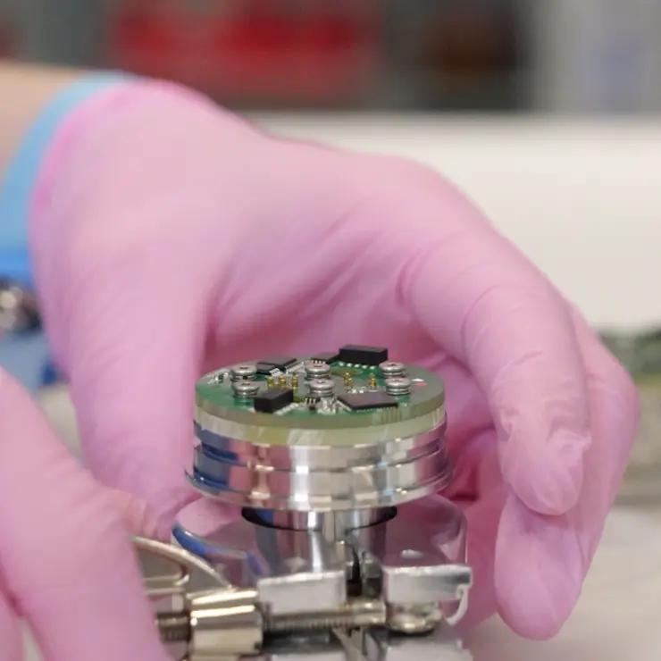 Vacuum transducer manufacturing at Sens4 Vacuum transducer manufacturing at Sens4