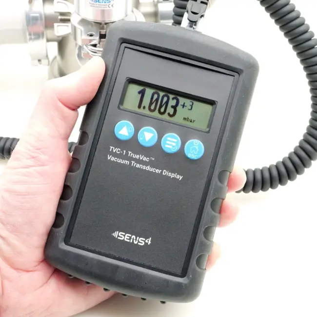 Handheld vacuum display
